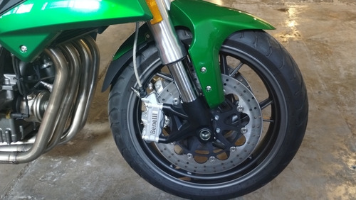Imagen 4 de 16 de Benelli Tnt 600 S Linea 2021 0km Naked