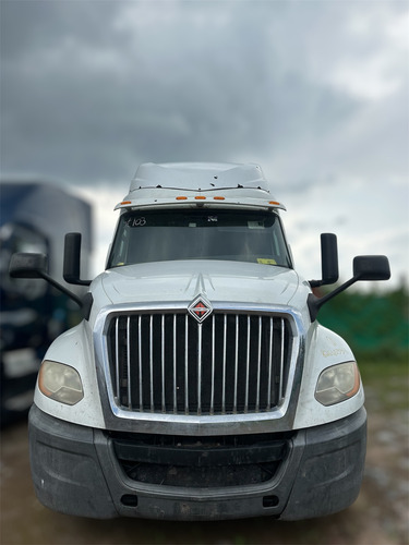 Tractocamion Prostar Lt 2018 ¡financiamiento A Un Año!