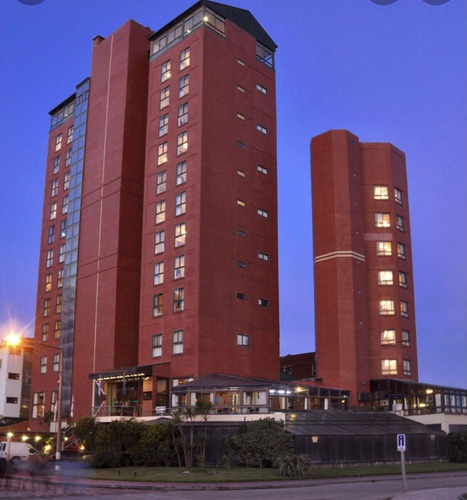 Imagen 1 de 12 de Marges - Avenida 1 Y Paseo 105 , Zona Centro, Villa Gesel