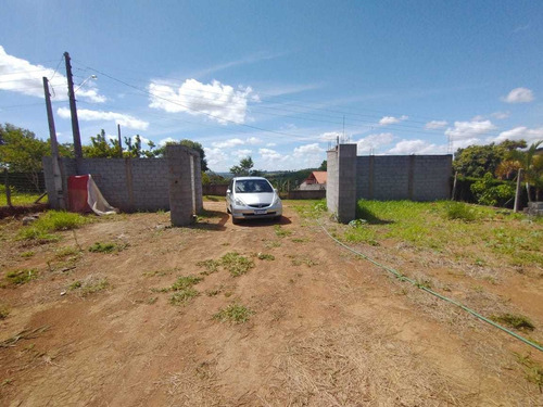 Imagem 6 de 14 de Chácara Ibiúna 1.000 Mts Casa, Piscina, Boa Localização!