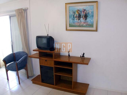 Imagen 9 de 27 de Punta Del Este Piso Alto Con Vista Al Mar! ,