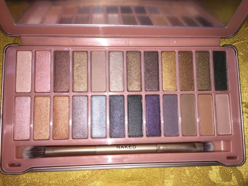 Preciosa Paleta De 24 Sombras De Ojos Naked 8!!!!