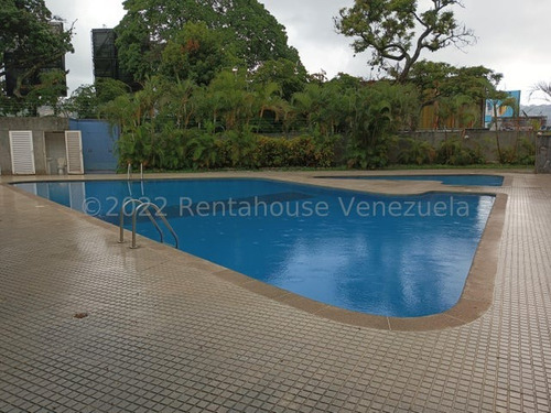 Chacao La Floresta Altamira Sur Apartamento En Venta Remodelado 230 M2 Cinco Habitaciomes Cinco Baños Dos Puestos Estacionamiento Ascensor Privado Piscina Vigilancia 24 Horas Vista  Panorámica