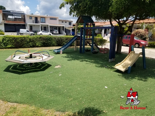Imagen 22 de 29 de Hermosa Casa En Venta Urb. La Mantuana Country Club Turmero 23-4499 Ejc