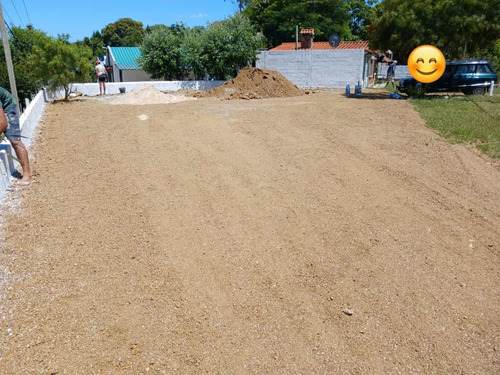 Se Vende Terreno Impecable San Luis Lado Sur A Sólo 3 Cuadras Playa Limpio Relleno Nivelado Alto Cercado Muros Entrada Vehículo Definida Documentación Al Día No Hay Otro Igual