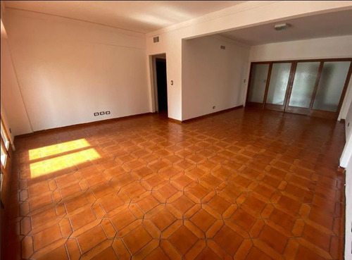 Departamento En Venta En Area Centro