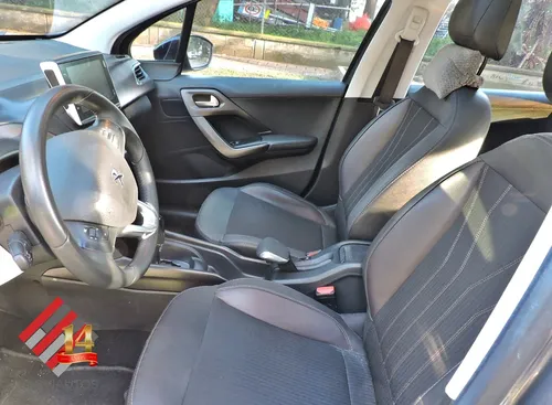 Peugeot 2008 1.6 Active