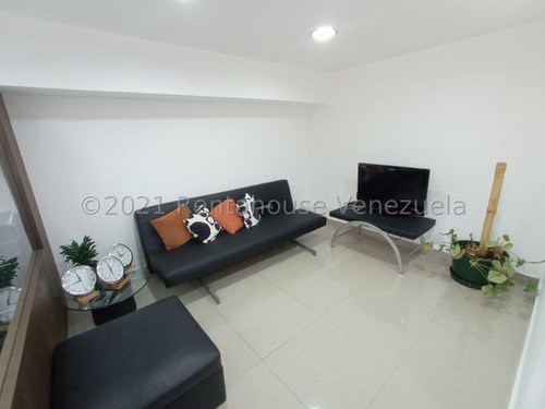 Oficina En Venta En Wtc Mañongo Naguanagua Carabobo Excelente Ubicación Pisos Con Porcelanato Aire Acondicionado Gmp