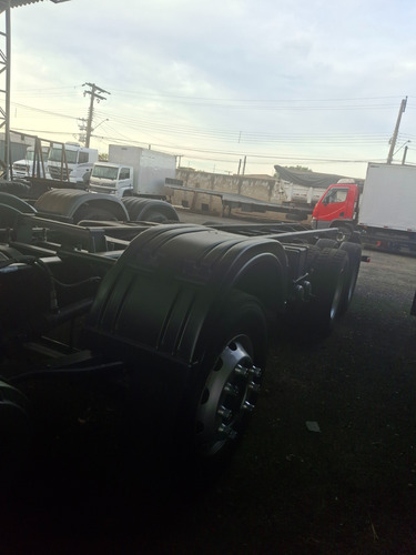 Vw 24.280 8x2 2013 Chassis