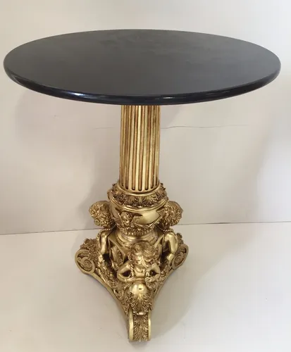 Mesa Auxiliar Lateral Estilo Clássico Com Tampo Em Mármore