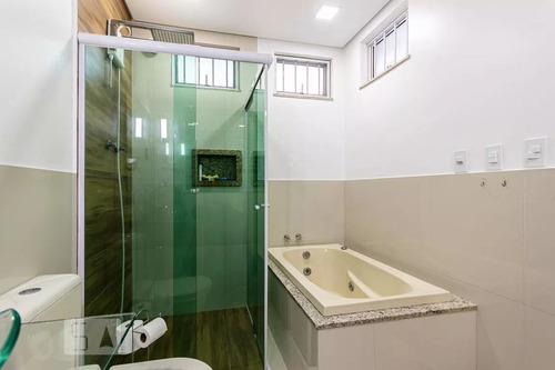 Sobrado, 4 Dorm, 1 Suíte, Próximo Bancos, C/ Edicula E Salao