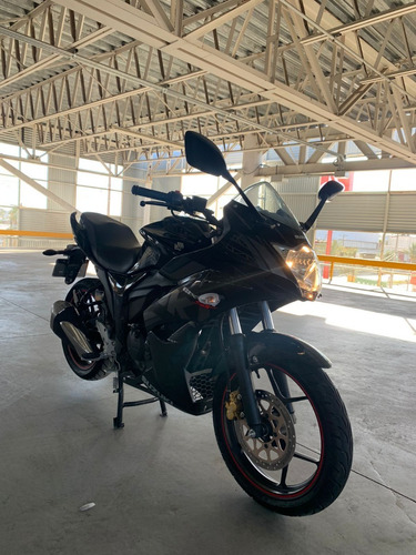 Imagen 4 de 12 de Suzuki Gixxer Sf