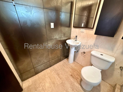 Apartamento En Alquiler En Los Naranjos De Las Mercedes 25-18685 As