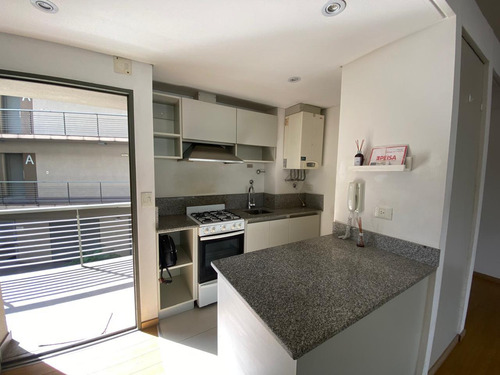 Departamento En Victoria Mono Con Bcon Y Coch