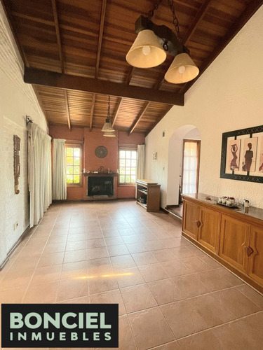 Excelente Casa 3 Dormitorios En Colinas Del Mirador