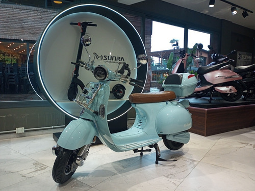 Imagen 6 de 11 de New Vespa Moto Electrica Scooter Retro Vintage Sunraleloir