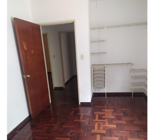 Imagen 13 de 25 de Casa En Venta Urb. Las Palmas