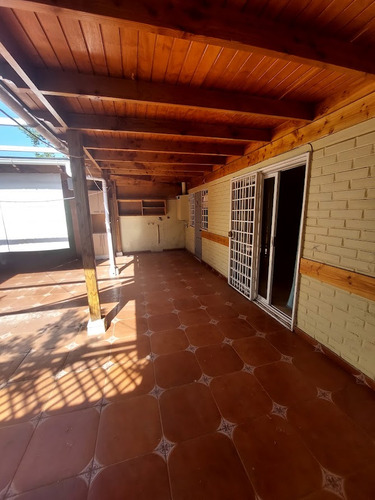 Excelente Casa En Calle O'higgins, Jardines De Santa María