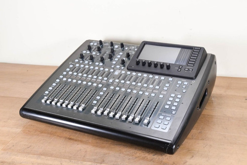 Behringer X32 Compact 40-channel Digital Mixing Console Bime