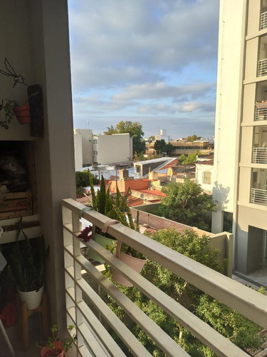 Imagen 10 de 13 de Departamento 2 Dormitorios Con Cochera - En Venta - A Metros De Bv. - Santa Fe
