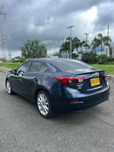 Mazda 3 2.0 Touring