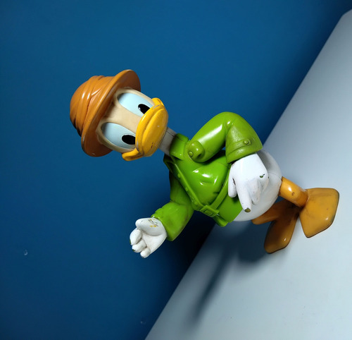 Muñeco Figura Pato Donald Explorador (Usado)