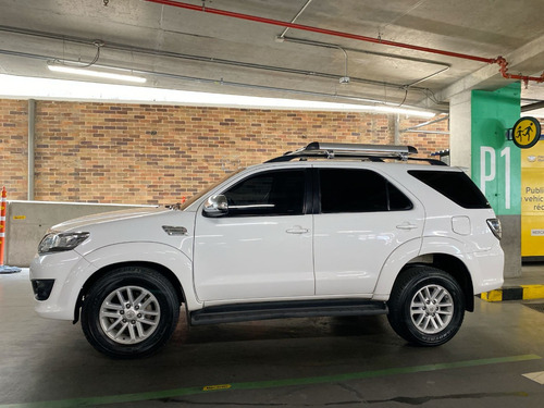 Imagen 5 de 25 de Toyota Fortuner Sr5 2013