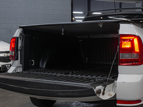 Volkswagen Saveiro 1.6 Trendline Cab. Simples Total Flex 2p