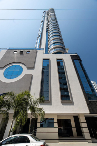 Imagem 1 de 23 de Blue Ocean Residence - Sala 06 - 82210