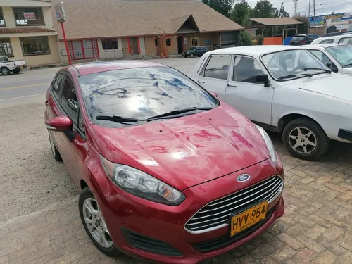 Ford Fiesta 1.6 Sportback Se Mecánica