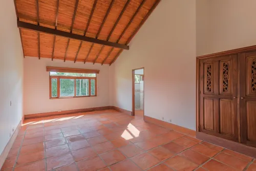 Casa En Venta En La Amalita. Cod V5775