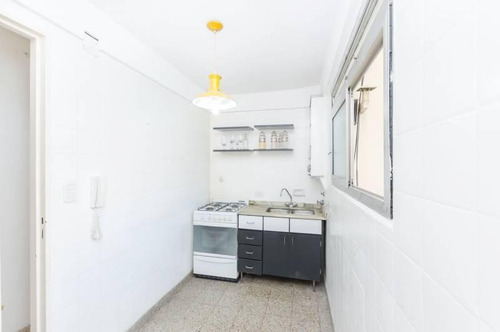 Imagen 4 de 8 de Venta Dpto 3 Ambientes, Muy Luminoso. Excelente Ubicación. Apto Crédito.