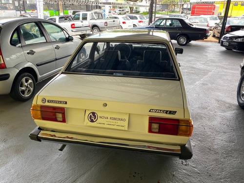 Volkswagen Voyage 1.0 Branco 1982