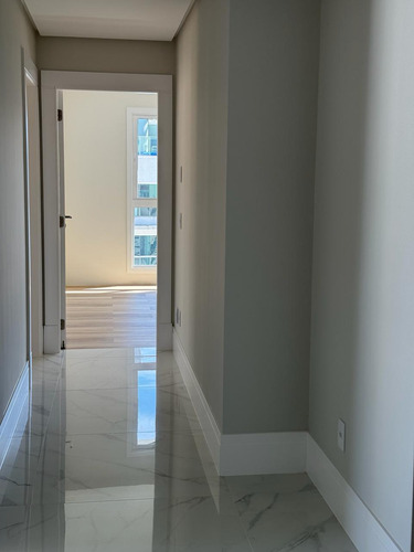 Apartamento Lindíssimo Trigésimo Andar Em Bc