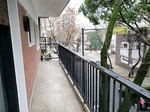 Imagen 3 de 25 de Venta 2 Amb C/balcón Al Frente Luminoso Belgrano/colegiales