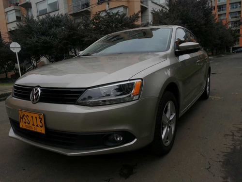 Volkswagen New Jetta At 2500