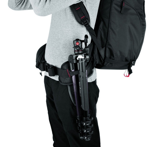 Imagem 9 de 10 de Mochila Manfrotto Pro Light Bumblebee-230 (usada)