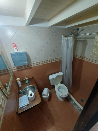 Casa De Categoria En Venta Jose C Paz Chile 2200