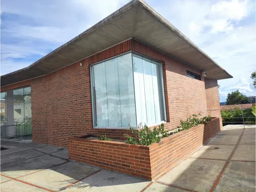 Casa Lomas De La Lagunita