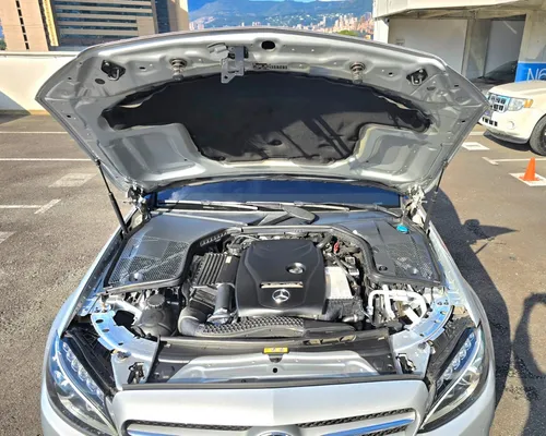Mercedes Benz Avantgarde C180 2017 At 1.6t Kms 108.200 Sura