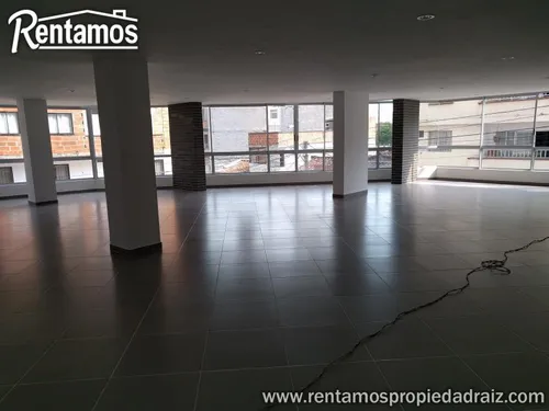Local En Venta En Parque. Cod V4831