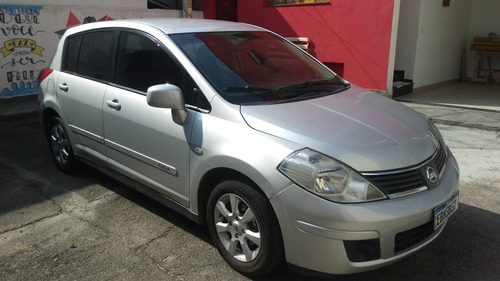 Nissan Tiida 2008 1.8 Sl 5p