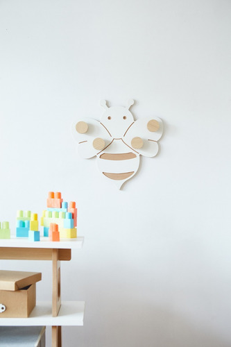Perchero De Pared Abejita Infantil Escandinavo Nordico