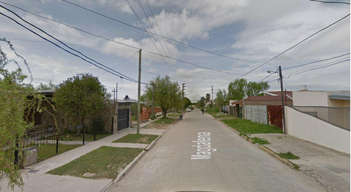 Imagen 9 de 10 de Ph En Venta - 2 Dormitorios 1 Baño -120mts2 - Berisso