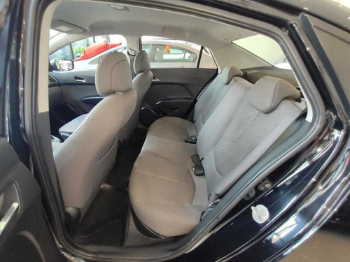 Imagem 13 de 15 de Hyundai Hb20s 1.6m Comf 2015