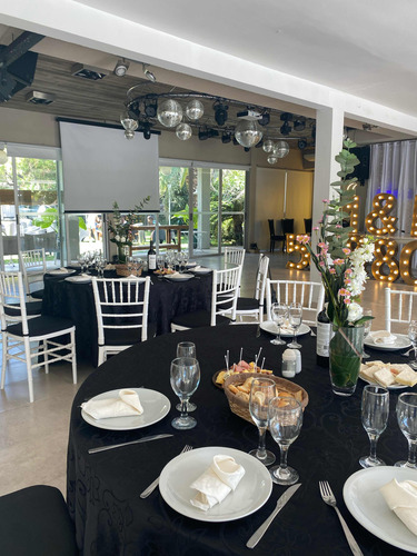 Salón De Fiestas Con Catering P/ Eventos Sociales Y Corporativos De Día Y Noche Quilmes Leer Descripción.-