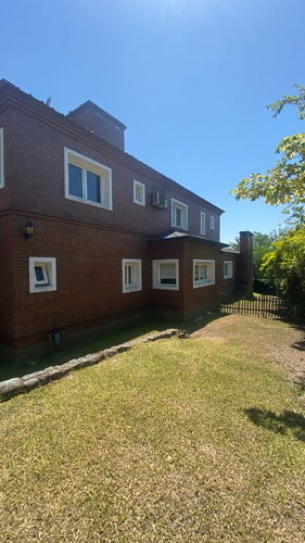 Venta Casa - Country Club Los Azahares - Yerba Buena (rioja Alt. 3300)