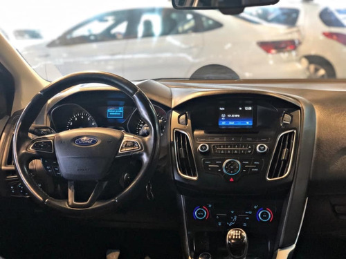 Ford Focus Se Plus 2.0n 2016 75.000km Gris