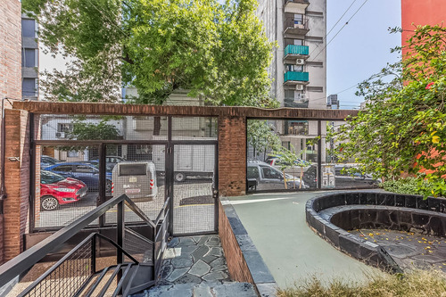 Venta Lote A 2 Cuadras De Av. La Plata Y Av. Rivadavia