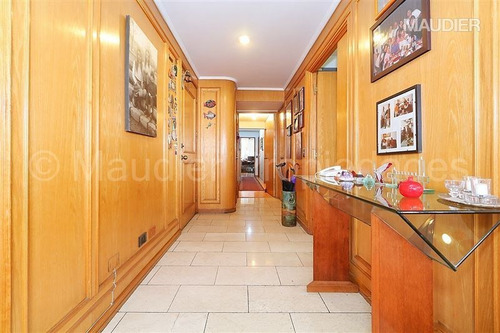 Departamento En Venta De 3 Dorm. En Las Condes